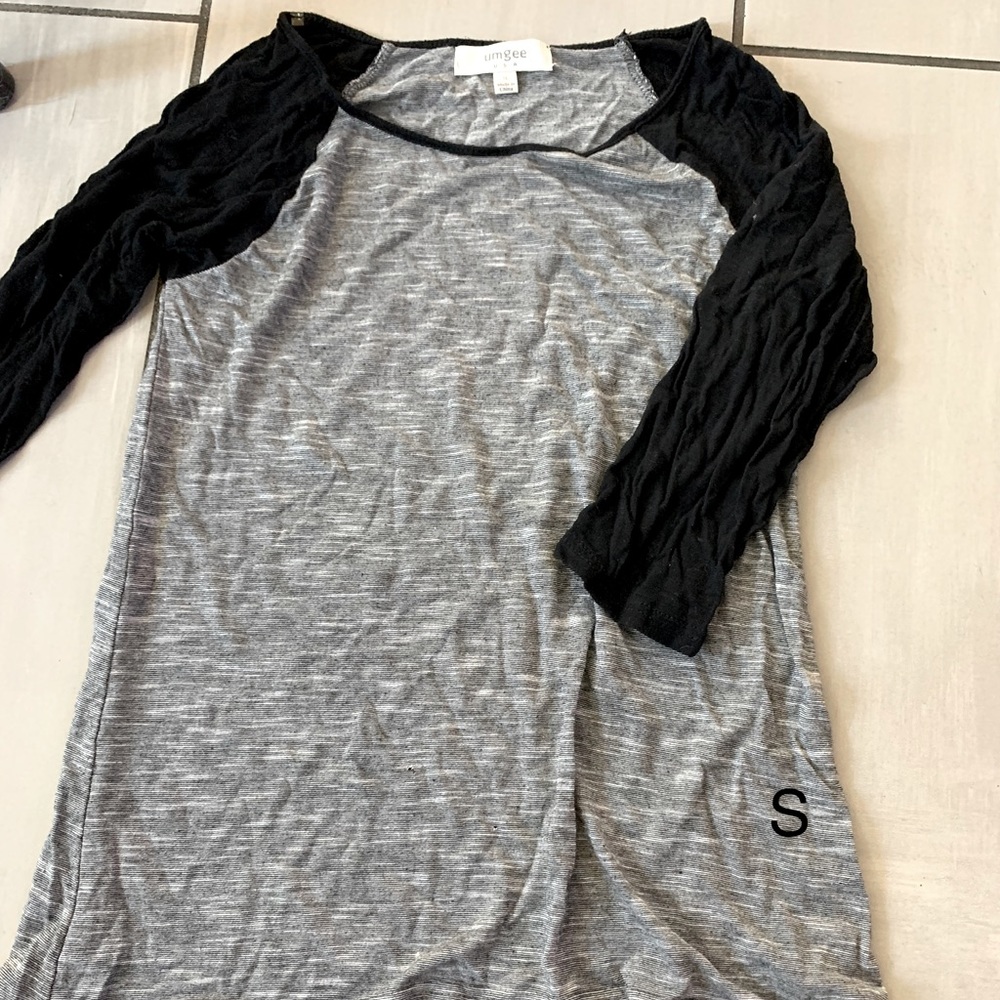 Mid sleeve shirt